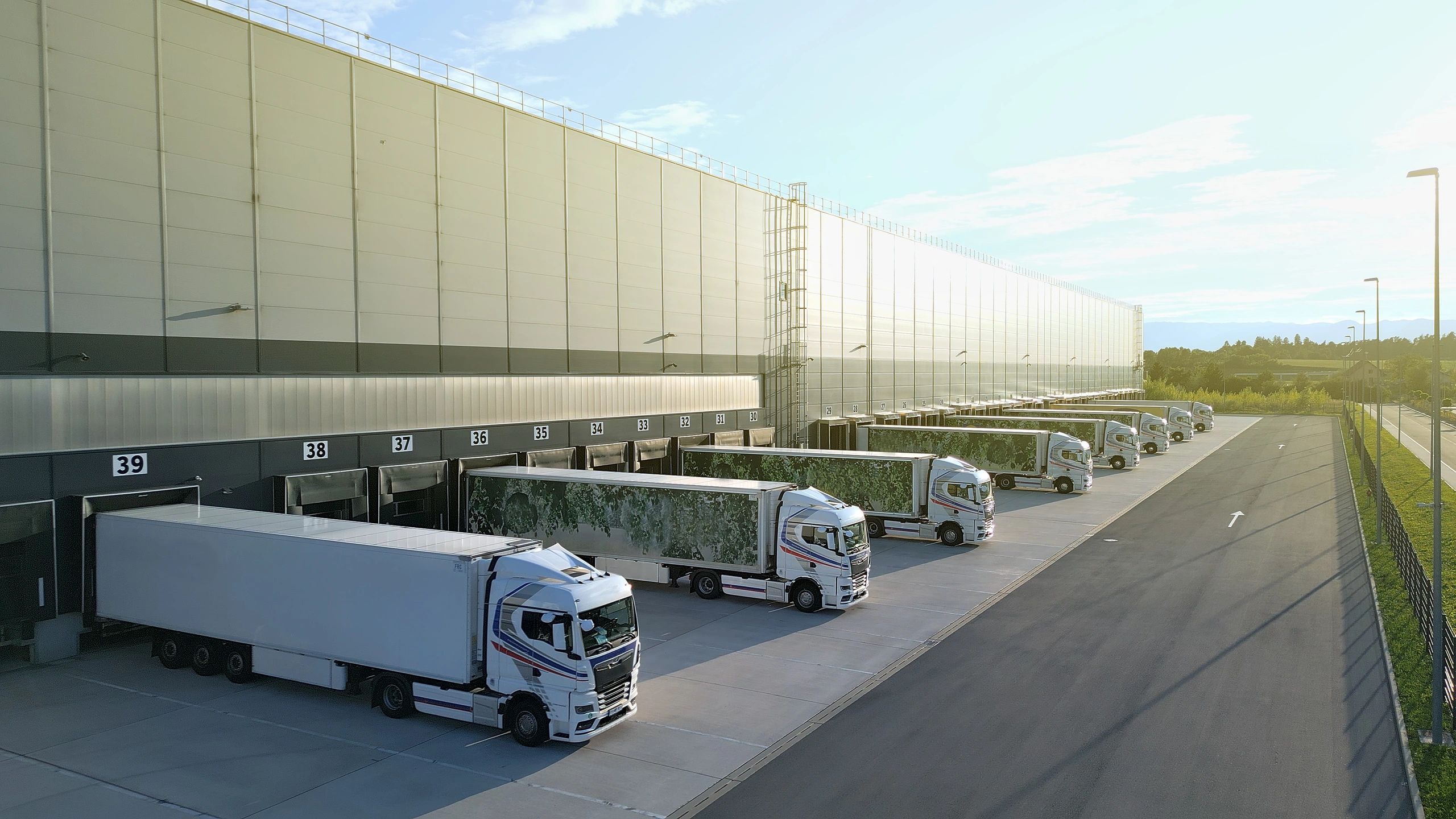 Distribution center loading bays